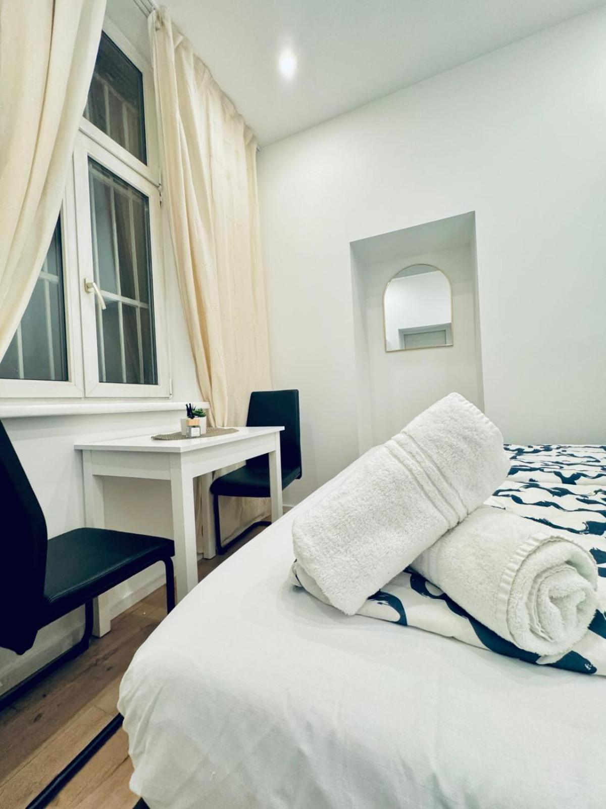 Appartement Convenient 4br Shared For 11p, 10 Min To Atzgersdorf