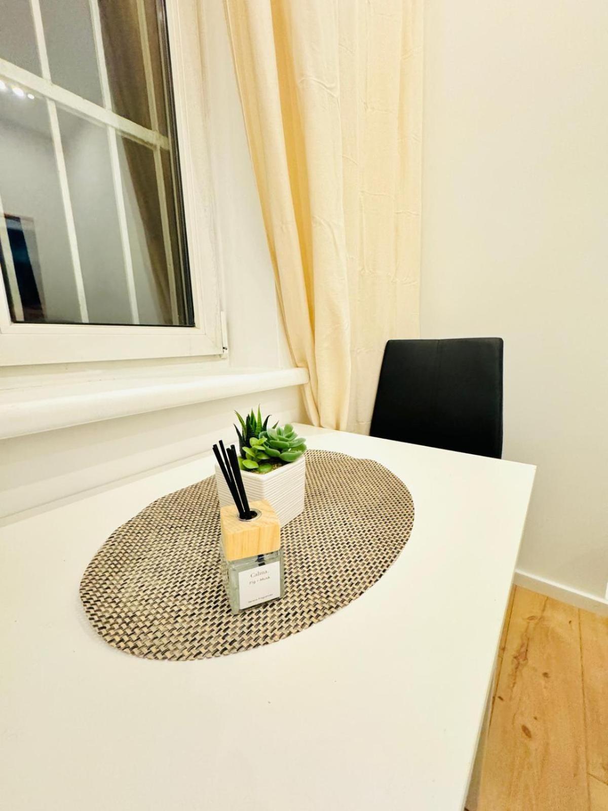 Appartement Convenient 4br Shared For 11p, 10 Min To Atzgersdorf *