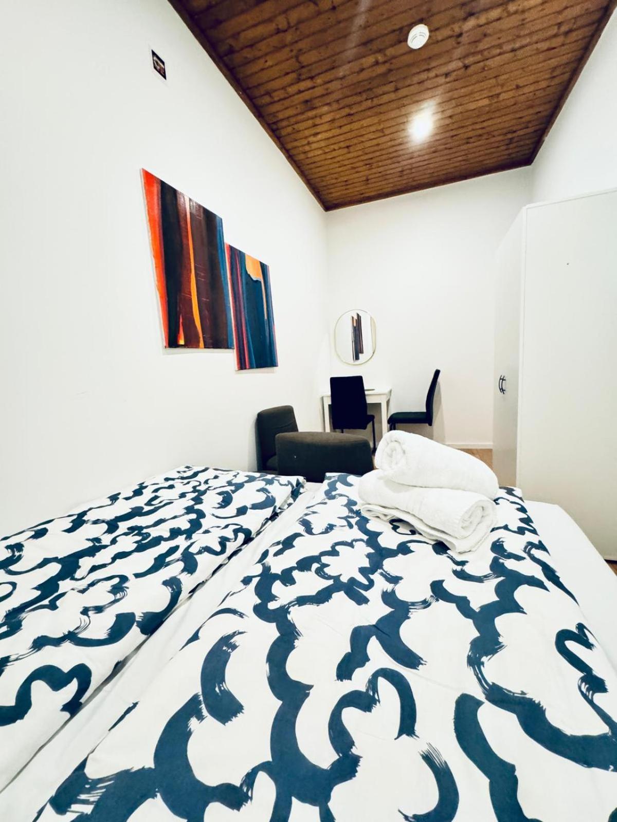 Appartement Convenient 4br Shared For 11p, 10 Min To Atzgersdorf