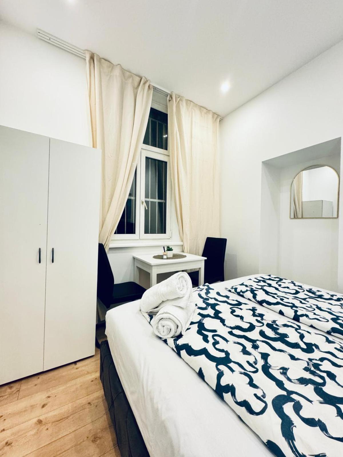 Convenient 4br Shared For 11p, 10 Min To Atzgersdorf * Vienne