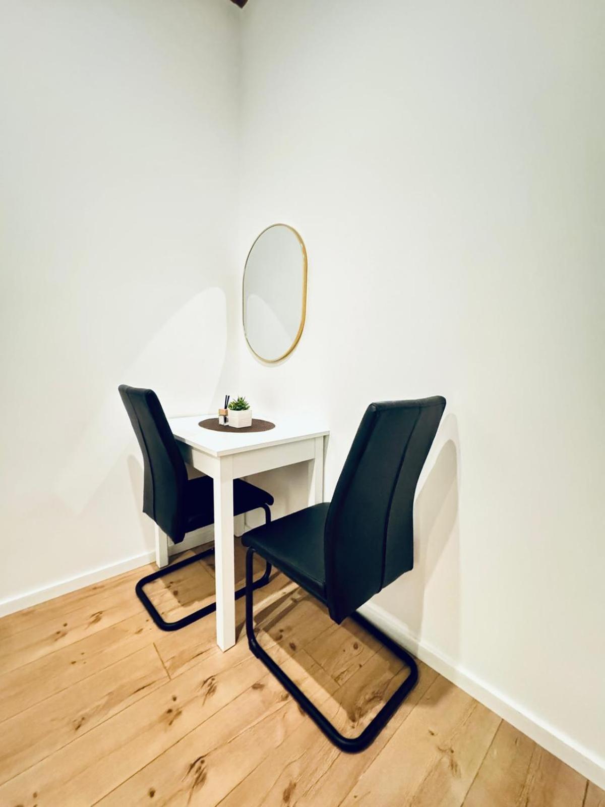 Convenient 4br Shared For 11p, 10 Min To Atzgersdorf Appartement