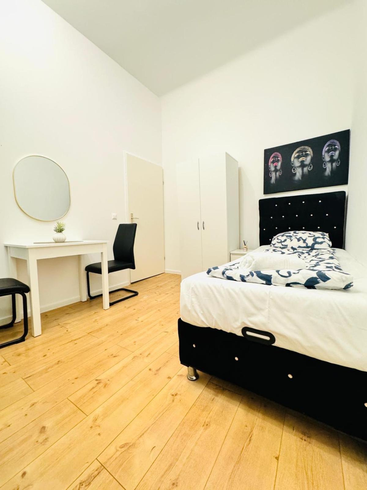 Appartement Convenient 4br Shared For 11p, 10 Min To Atzgersdorf Vienne