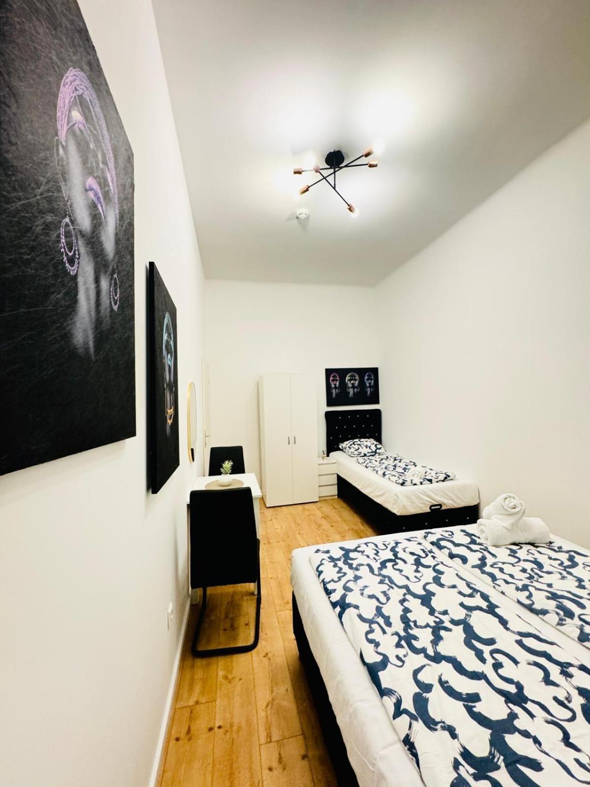 Appartement Convenient 4br Shared For 11p, 10 Min To Atzgersdorf Vienne