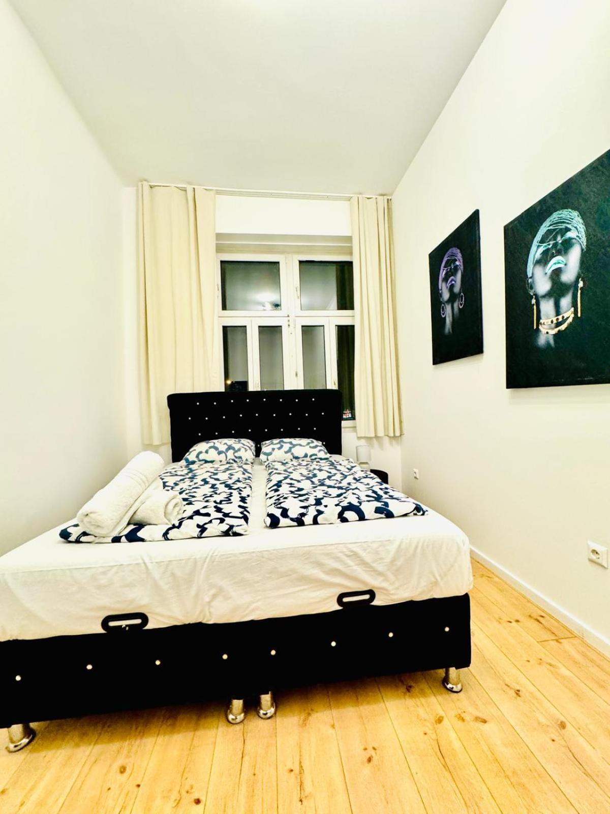 Appartement Convenient 4br Shared For 11p, 10 Min To Atzgersdorf *